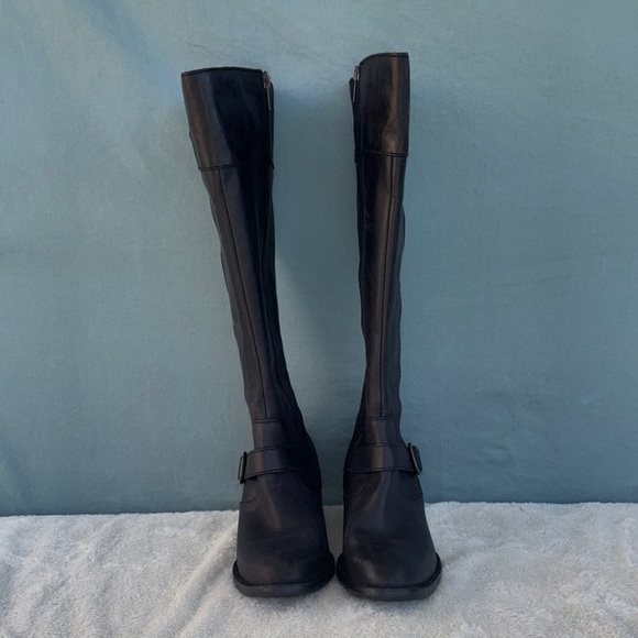 EUC Born Black Knee-High Leather Saddler Boots Size 6.5‎M - Picture 1 of 9